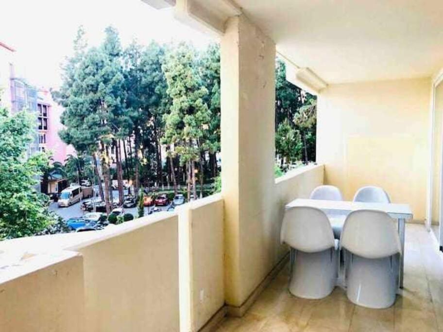 מארבלה Large Modern Beach Front Apartment, Rooftop Pool!! מראה חיצוני תמונה